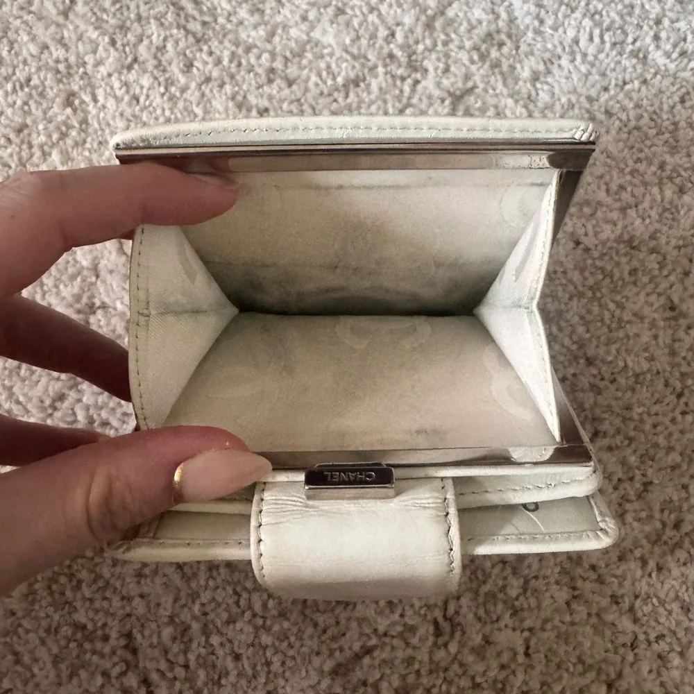 Chanel Python Wallet - Picture 6 of 6